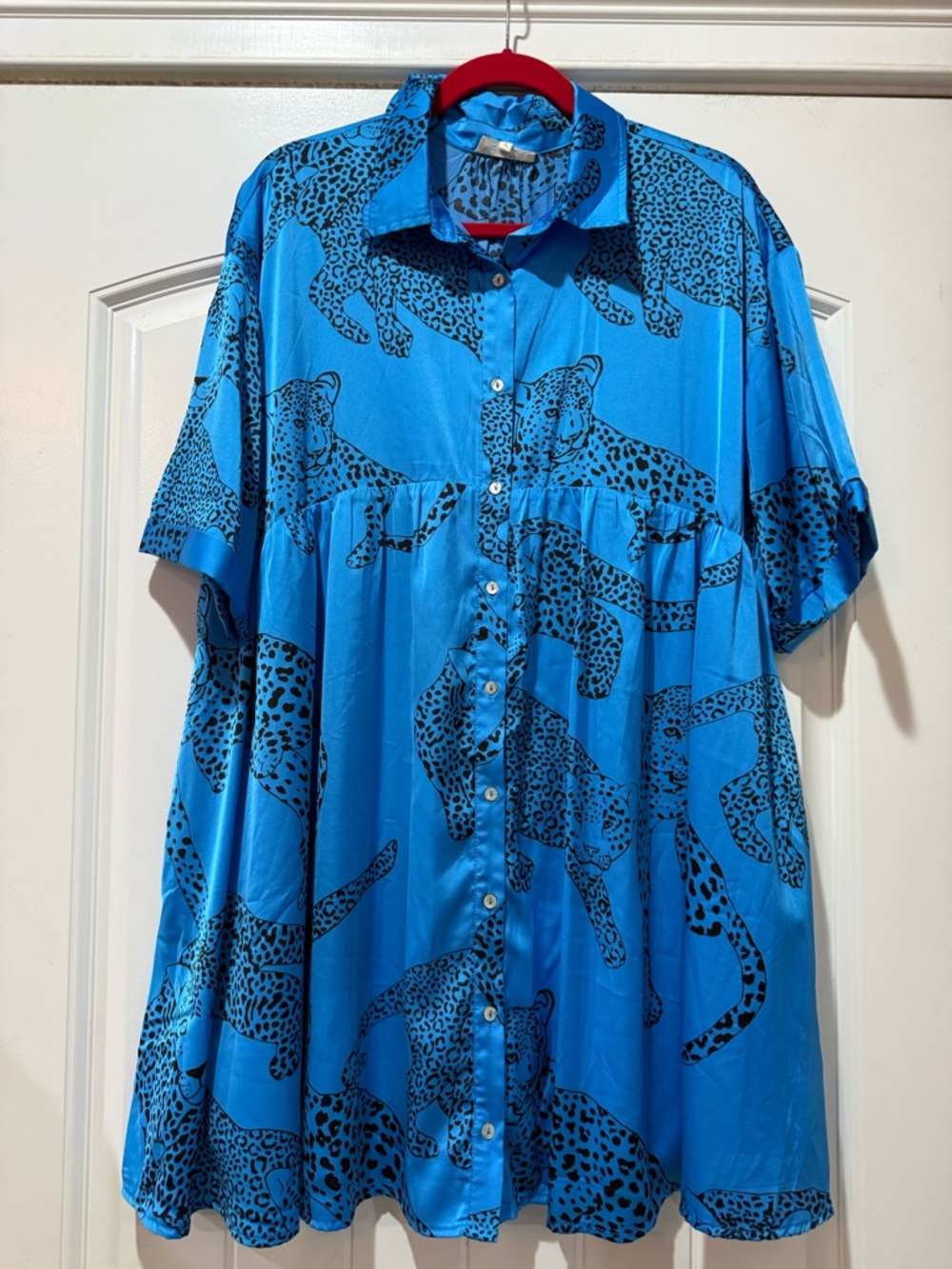 entro Blue Leopard Print Button-Up Mini Dress